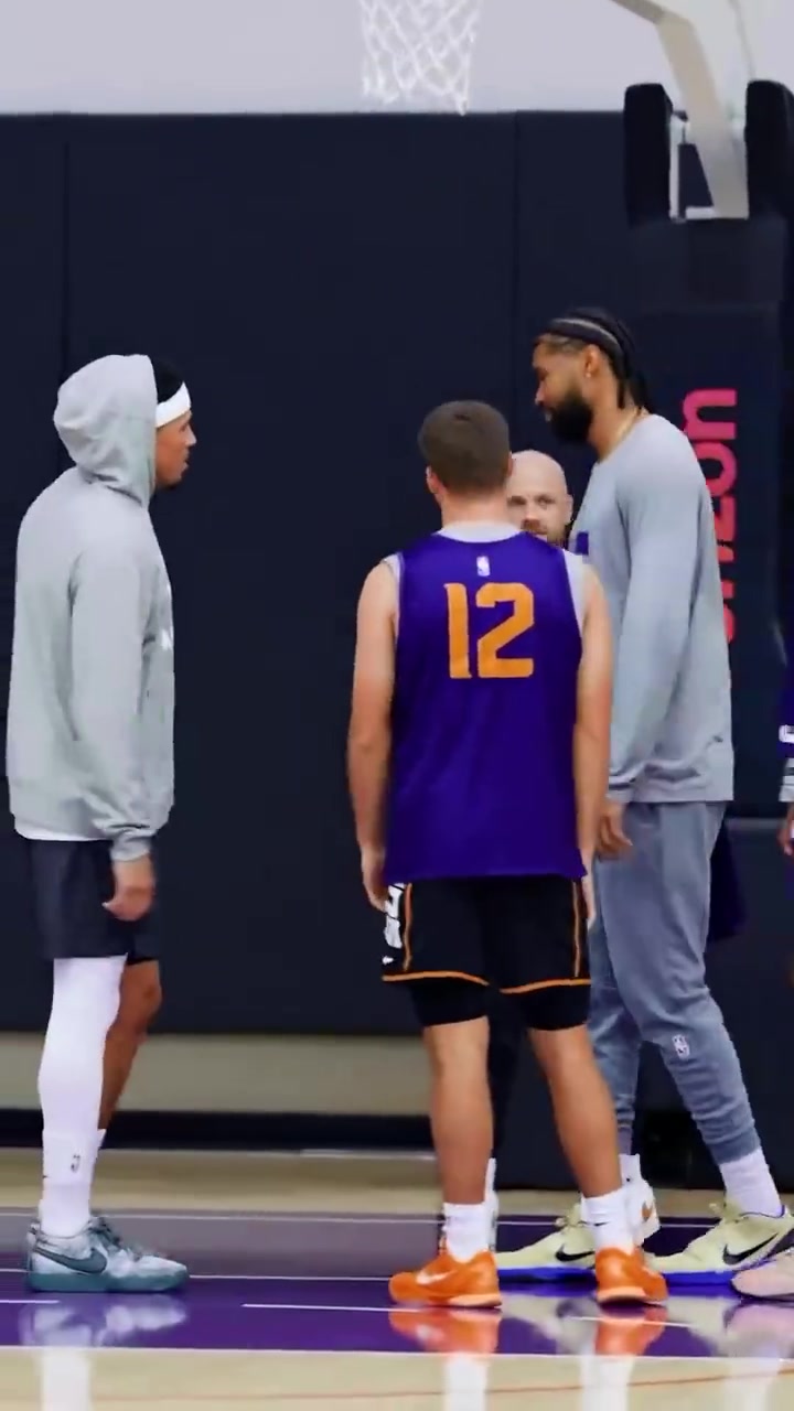 不知不觉布克在太阳也要成为一人一城的老将了